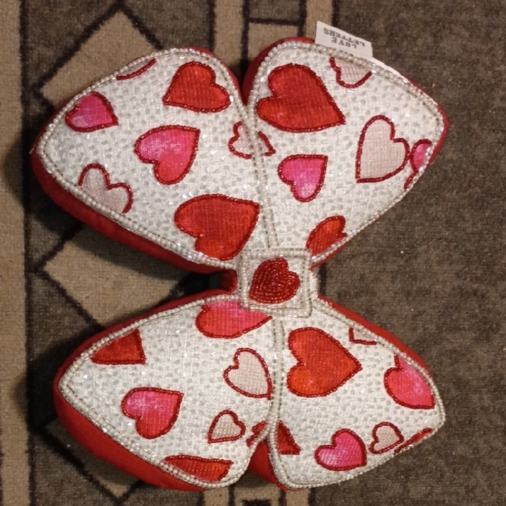Heart Patterned Bow Tie